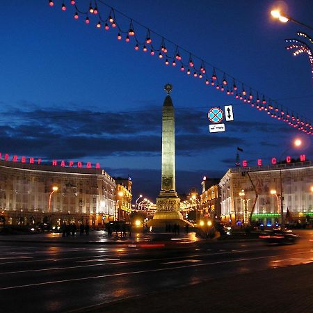 Апартаменты Площадь Победы ミンスク エクステリア 写真